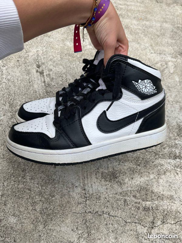 High Air Jordan Noir Et Blanche Jordan Mid Noir Et Blanche Femme