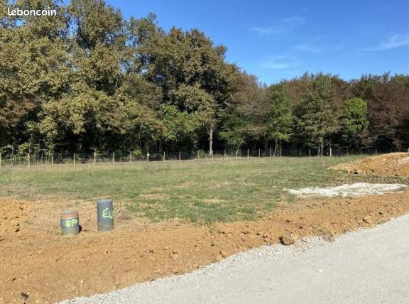 Terrain 813 m² Bouliac · 229 000 €