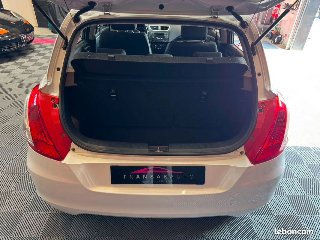 Suzuki SWIFT 1.2 94ch 4x4 PRIVILEGE (image 27)