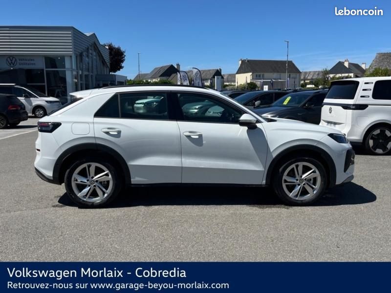 Volkswagen T-Roc 1.5 eTSI 116ch Life DSG7 (image 28)