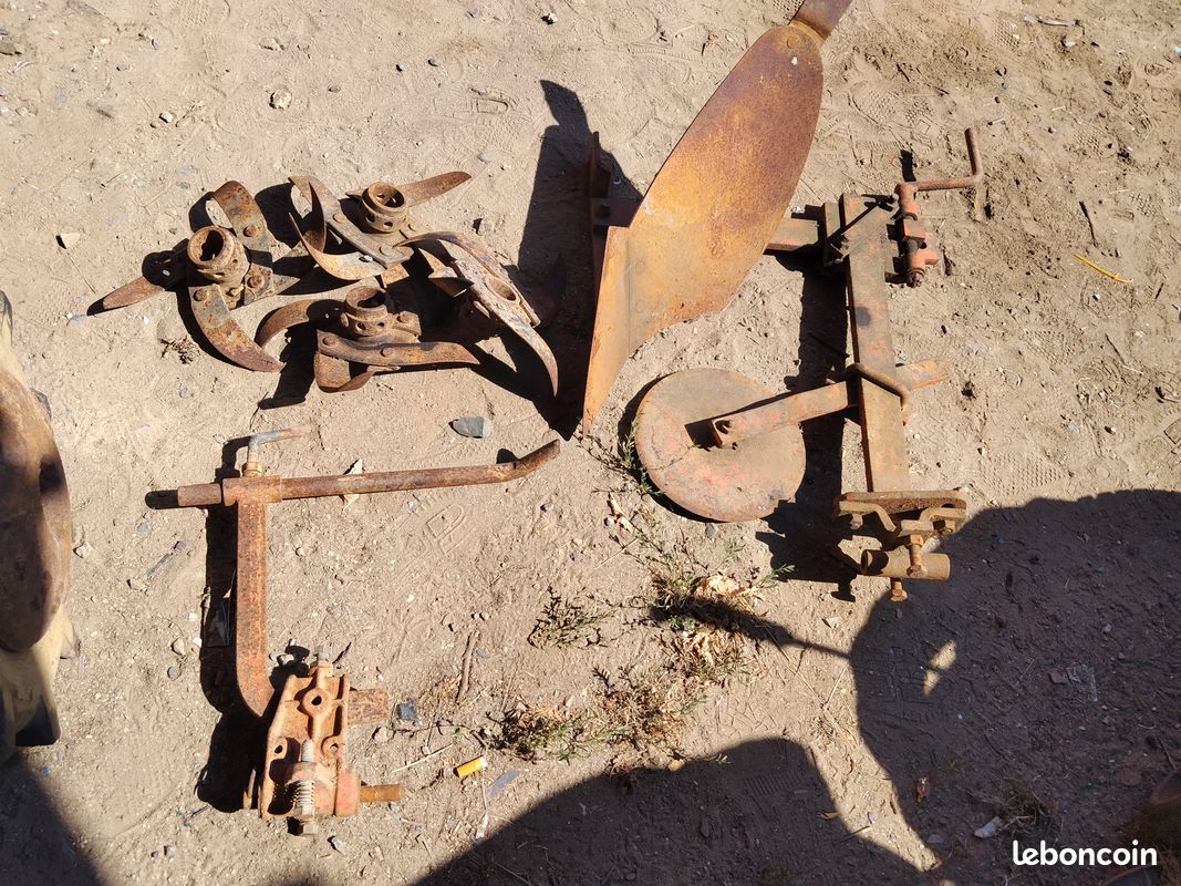 Piece de motoculteur ISEKI KS280 (image 2)