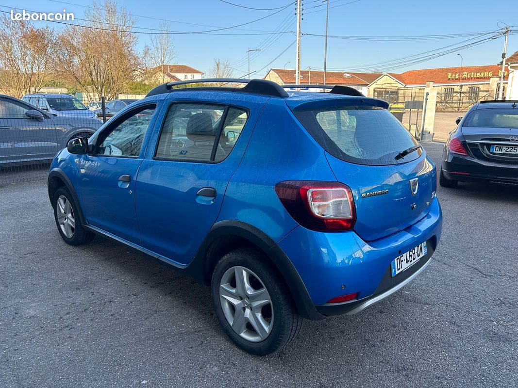 Dacia sandero stepway tce 90cv gps clim 128000 kms ct ok garantie 12 mois (image 4)