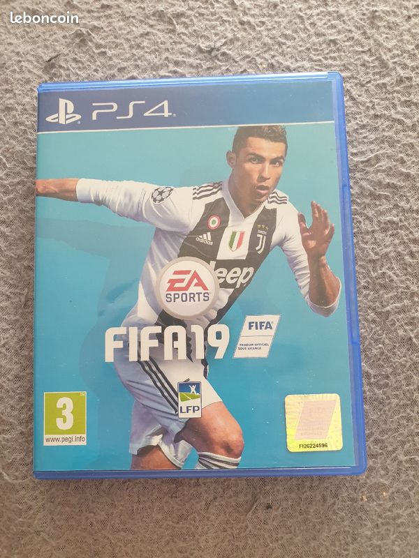 Jeu FIFA19 PS4 (image 1)