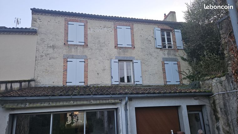 Maison 12 pièces 337 m²