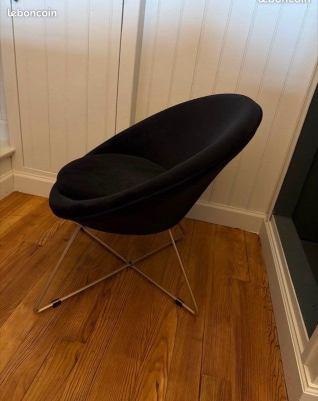Fauteuil Atmosphera velour noir (image 1)