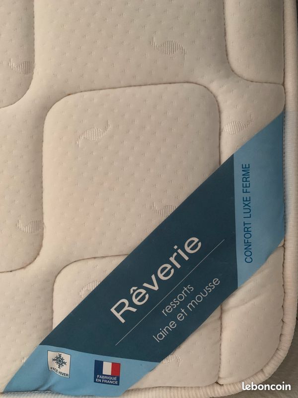 À VENDRE URGENT - Matelas + sommier pour lit double King size très bon état (image 3)