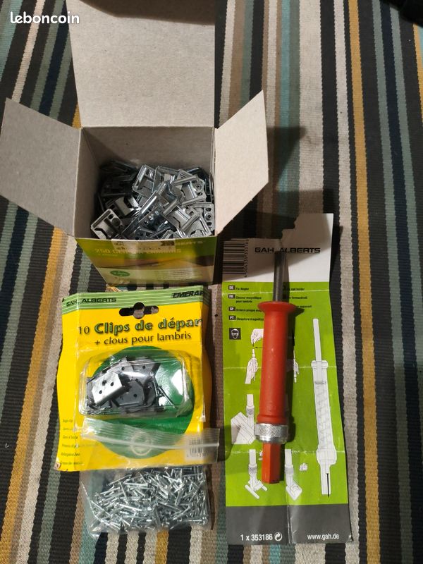 Kit fixation lambris (image 1)