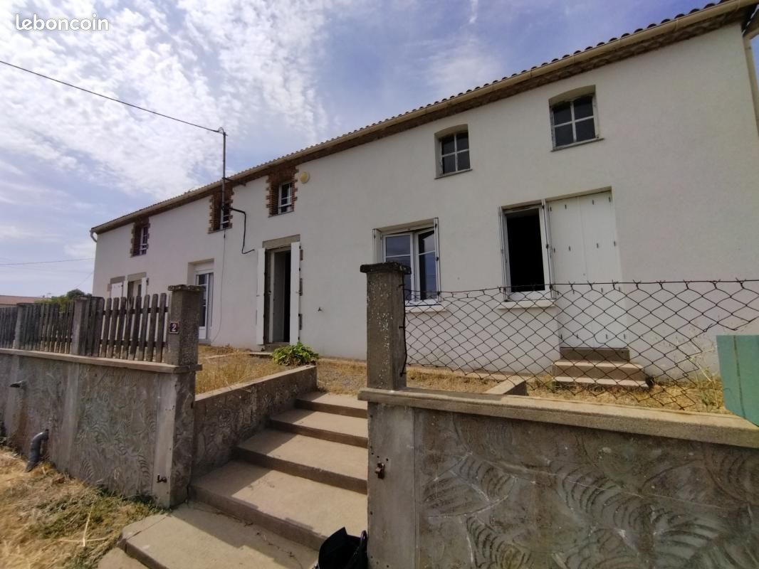 Maison 3 pièces 91 m² · à Essarts-en-Bocage · 91 m² · 720 €/mois