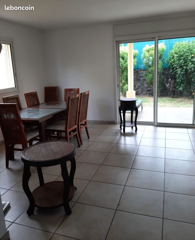 Maison 5 pièces 176 m² · à Les Avirons · 176 m² · 1 300 €/mois