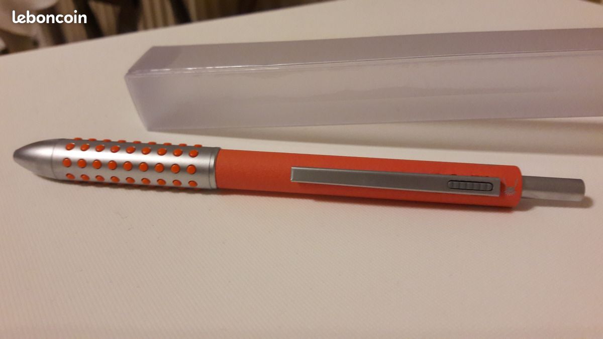Stylo multi fonction 0.5mm (image 2)