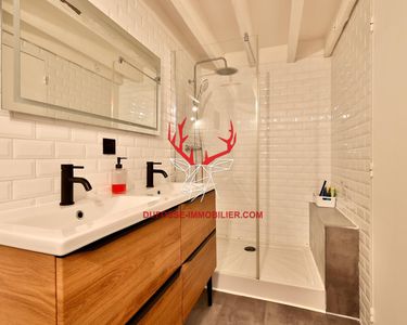 Maison 980 000 € - 350 m²