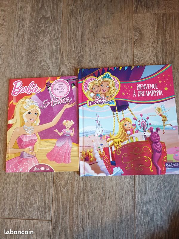 Livre Barbie (image 1)