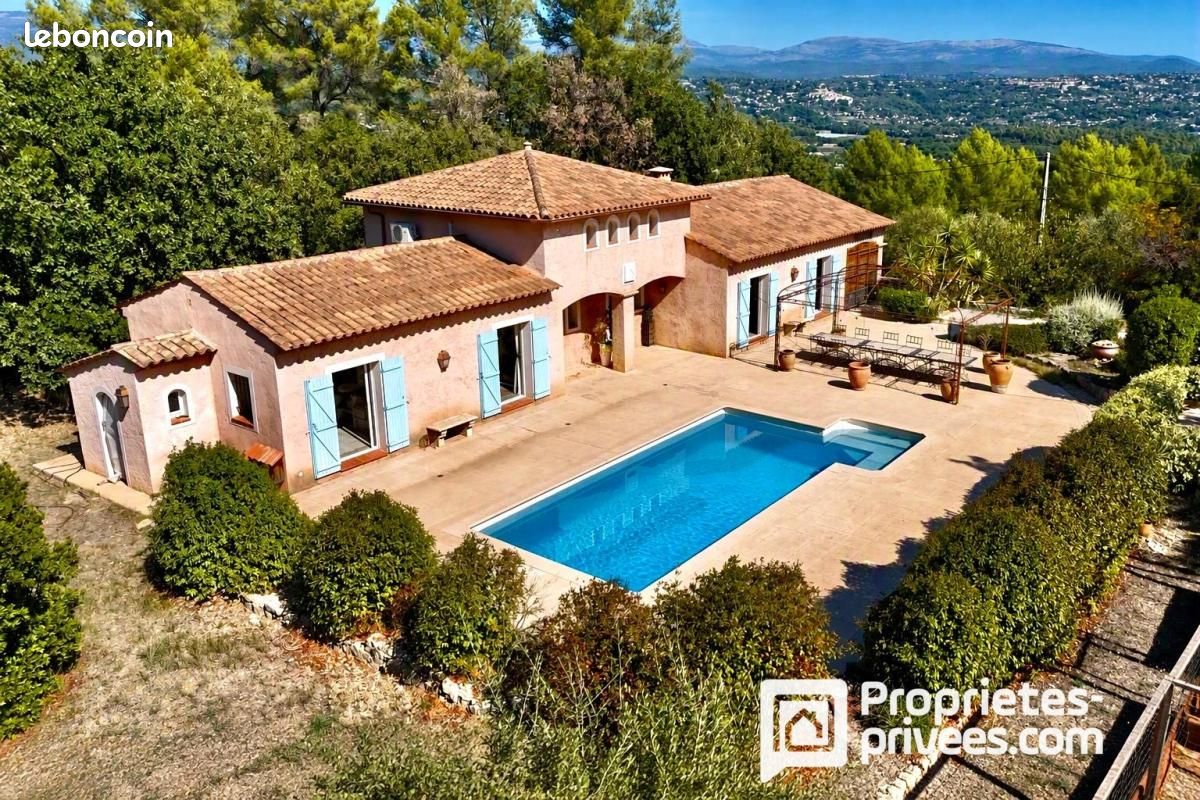 Maison 4 pièces 153 m² · à Tourrettes · 153 m² · 729 000 €