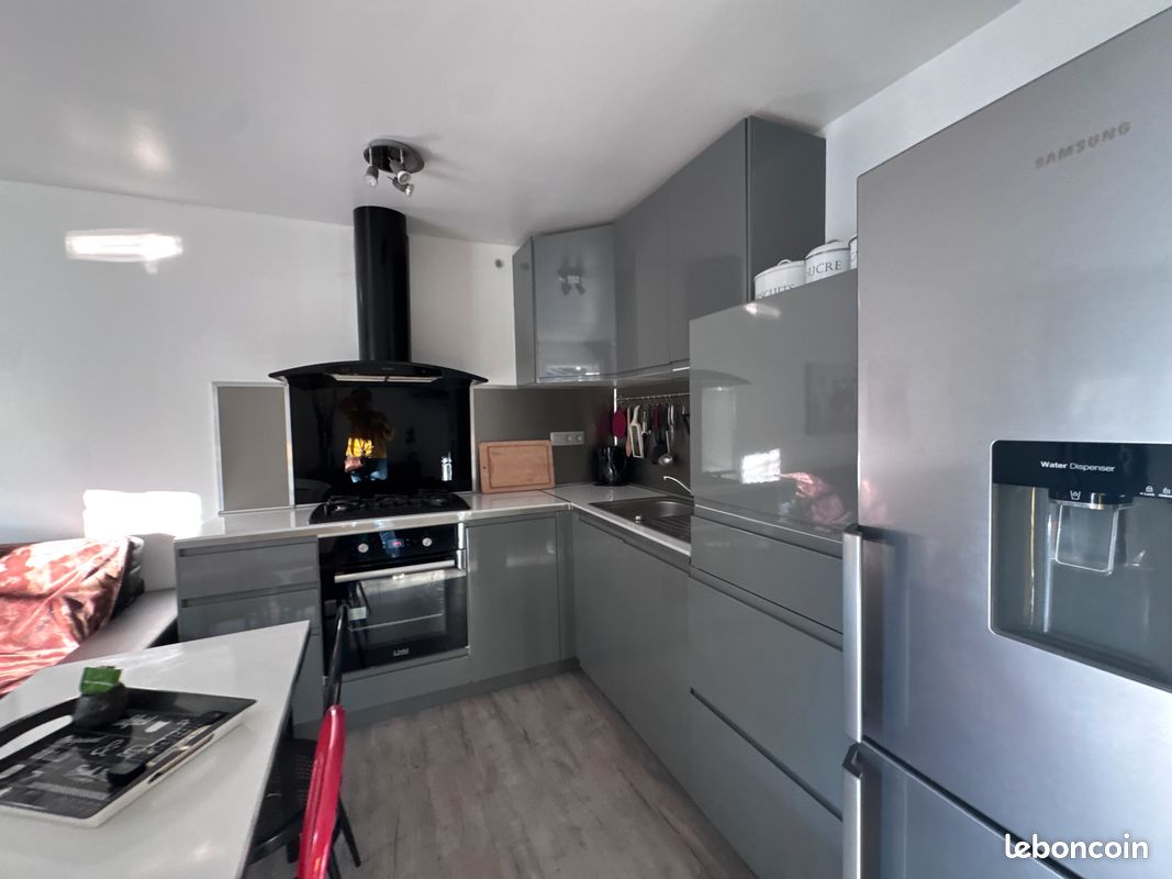Appartement 2 pièces 40 m² · à Hyères · 40 m² · 880 €/mois