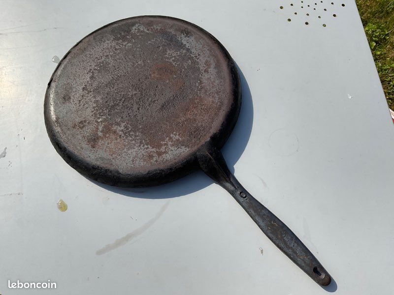 Crêpière en fonte 32cm (image 2)
