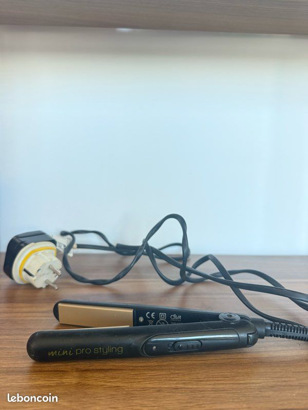 Mini lisseur de voyage DIVA Mini Pro Styling (image 1)