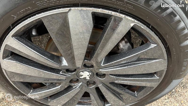 Peugeot 3008 1.5 BlueHDi 130ch S&S GT EAT8 (image 4)