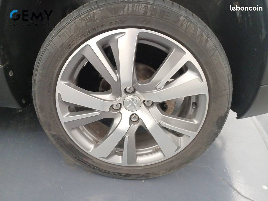 PEUGEOT 2008 1.6 BlueHDi 120ch S&S BVM6 Crossway (image 11)