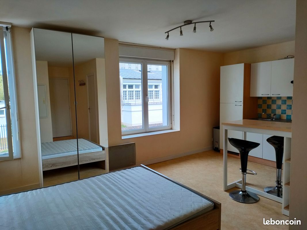 Appartement 1 pièce 25 m² · à Quimper · 25 m² · 435 €
