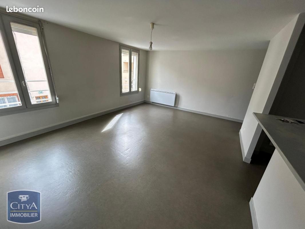 Appartement a louer chalons-en-champagne - 2 pièce(s) - 47 m2 - Surfyn