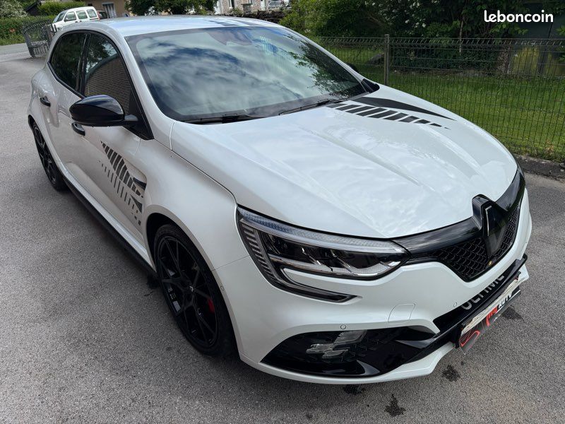 RENAULT MEGANE RS ULTIME NEUVE ( 10 KMS ) MALUS A PREVOIR 11164 GARANTIE 10/2028 dernier modèle disponible (image 9)