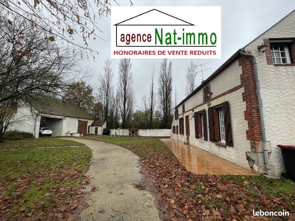 Maison 6 pièces 251 m² · à Courtenay · 251 m² · 199 000 €