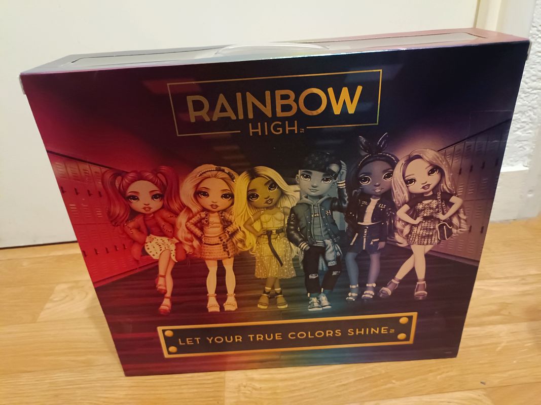 Rainbow high jaune jeux, jouets d'occasion - leboncoin