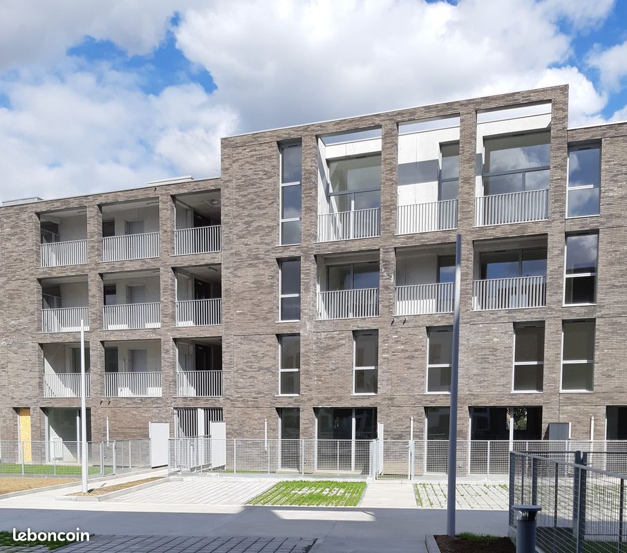 Appartement 3 pièces 71 m² · à Lille · 70,7 m² · 241 640 €