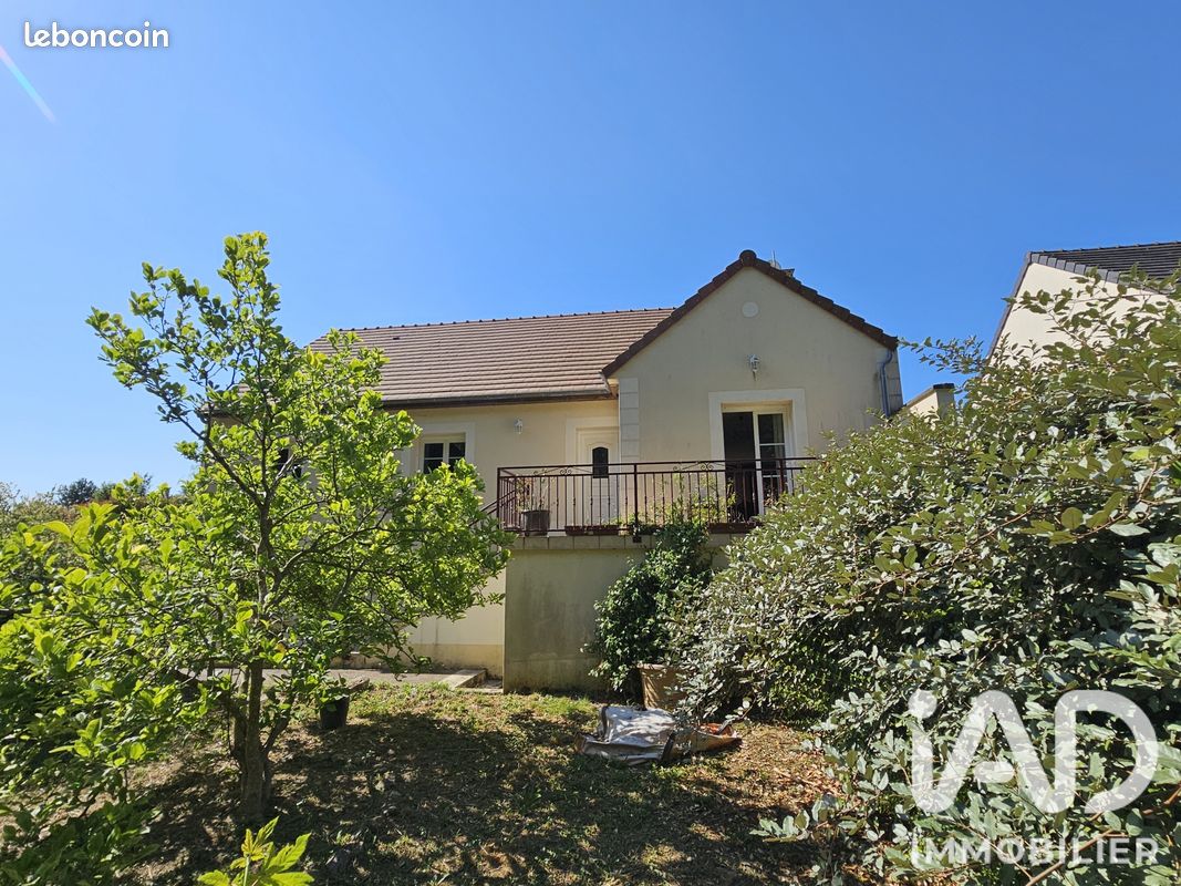 Maison 7 pièces 165 m² · à Paron · 165 m² · 280 000 €