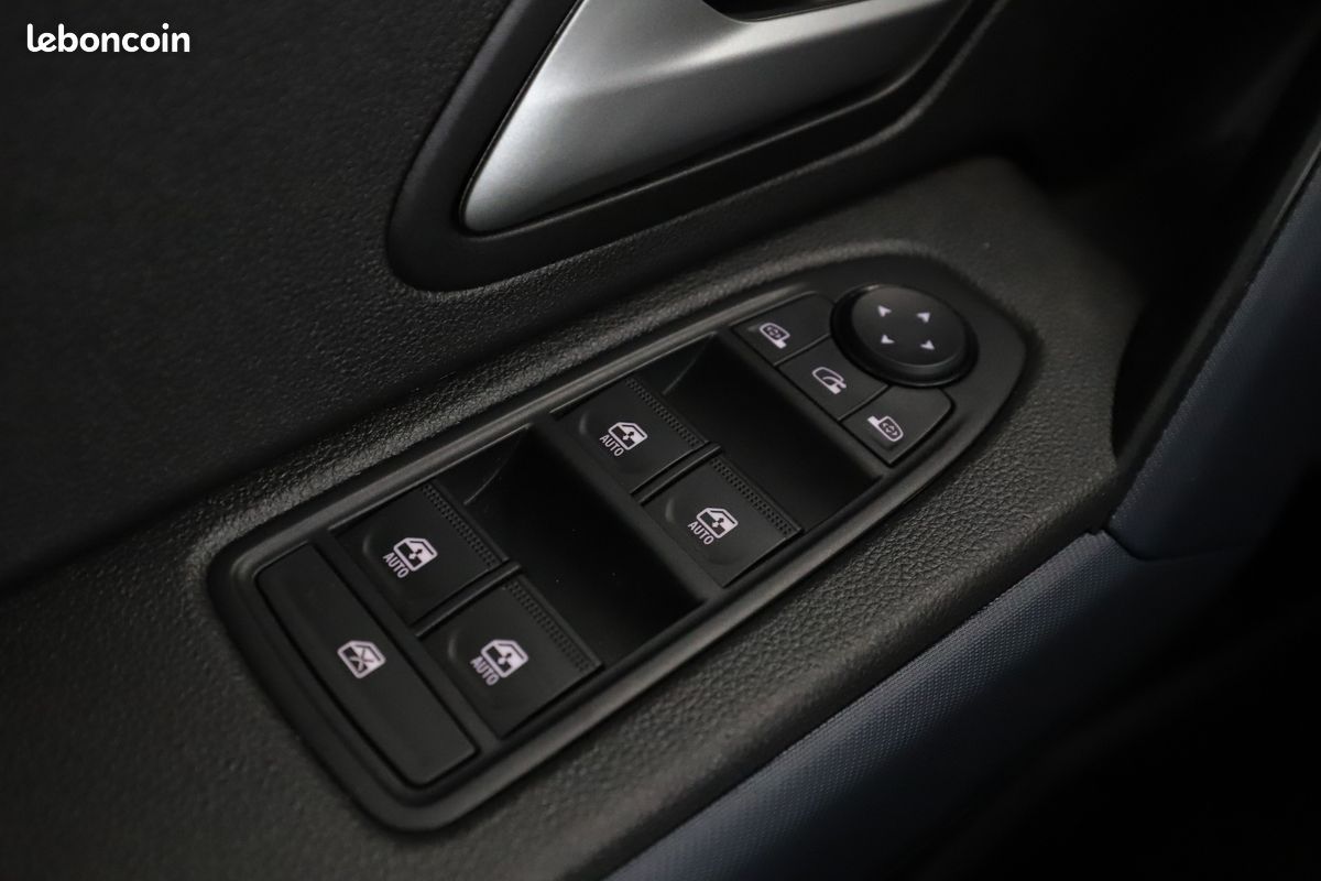 Dacia Duster III 1.2 TCe Mild-Hybrid Journey 4x2 131 ch (image 19)