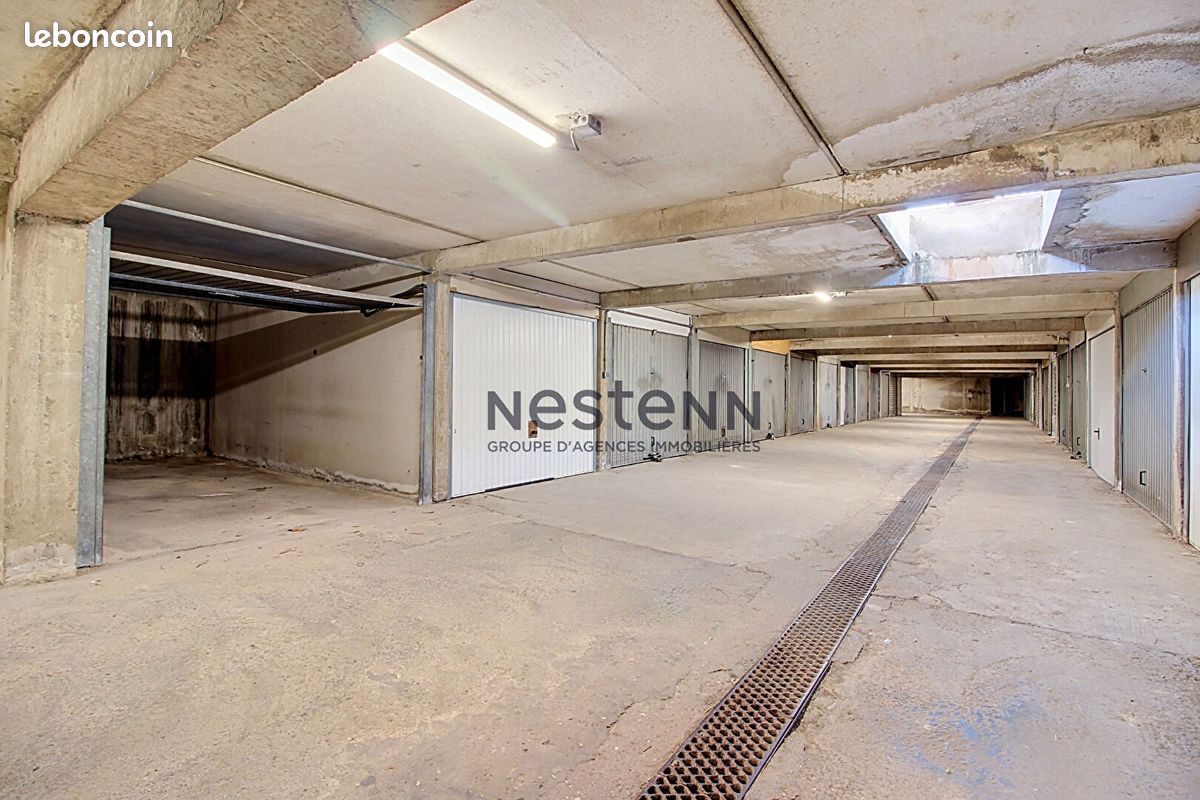 Parking 13 m² · à Vitrolles · 13 m² · 24 000 €