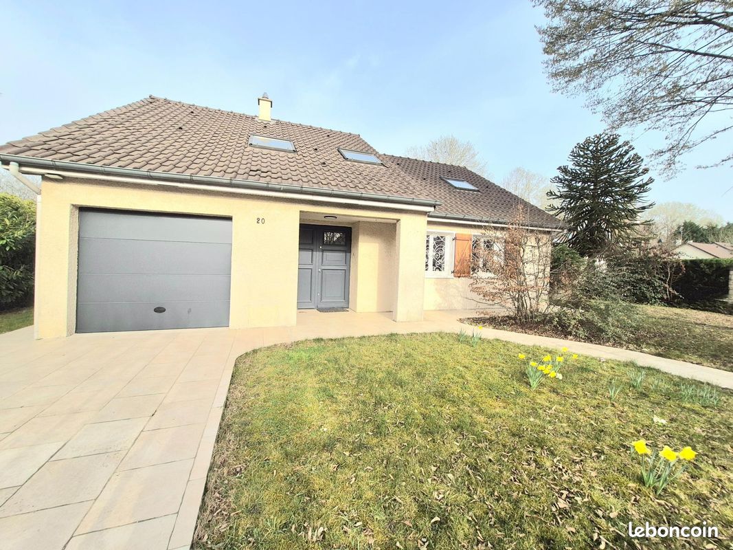 Maison 7 pièces 167 m² · à Pontault-Combault · 167 m² · 516 000 €