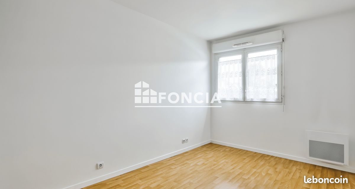 CORBEIL-ESSONNES - Appartement 2 Pièces avec parking (image 9)
