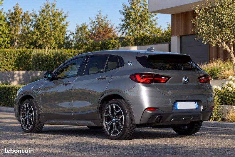 BMW X2 xDrive 25e M Sport X Hybride Rechargeable - Garantie BMW 05/2027 - Carplay - Intérieur cuir (image 2)