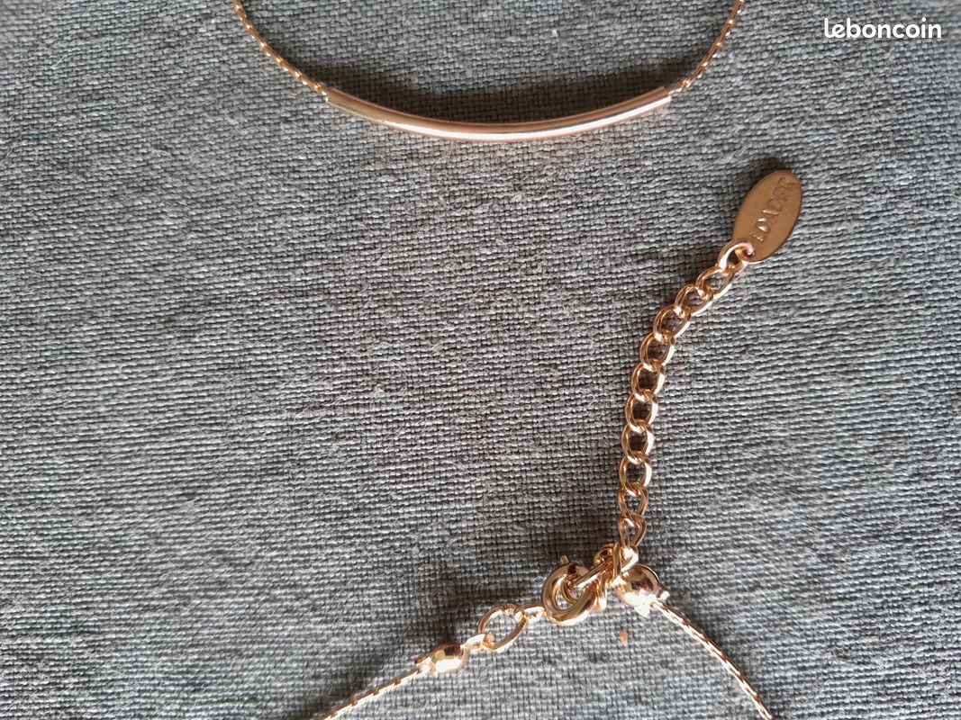 Collier et bracelet noir et or (image 8)