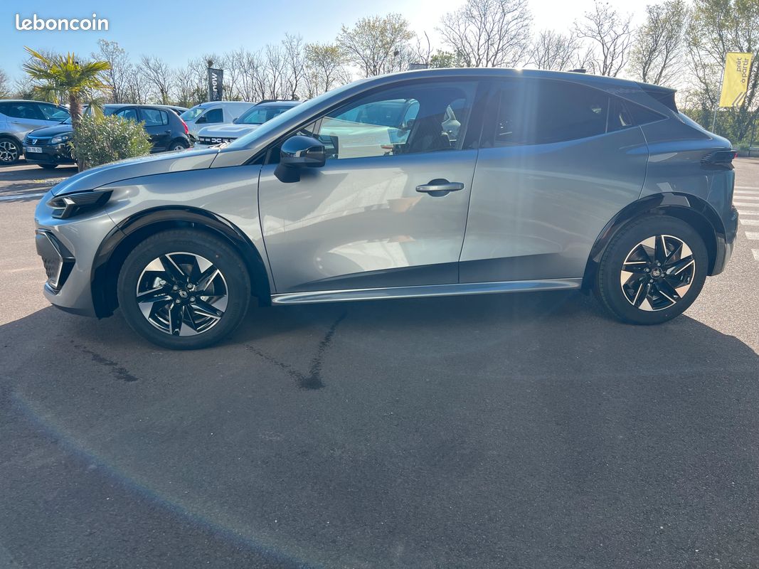 NOUVELLE RENAULT CLIO 6 TCE 115 EDC TECHNO garantie constructeur (image 2)