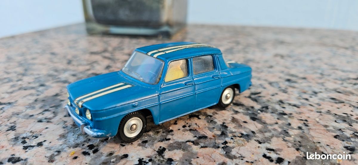 Dinky Toys 517 - Renault 8 Gordini - Bleue - échelle 1/43 - Boîte D'origine