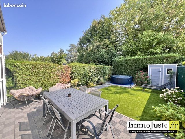 Maison 6 pièces 125 m² · à Élancourt · 125 m² · 399 000 €