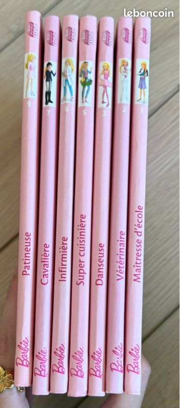 Lot de 7 livres barbie (image 3)