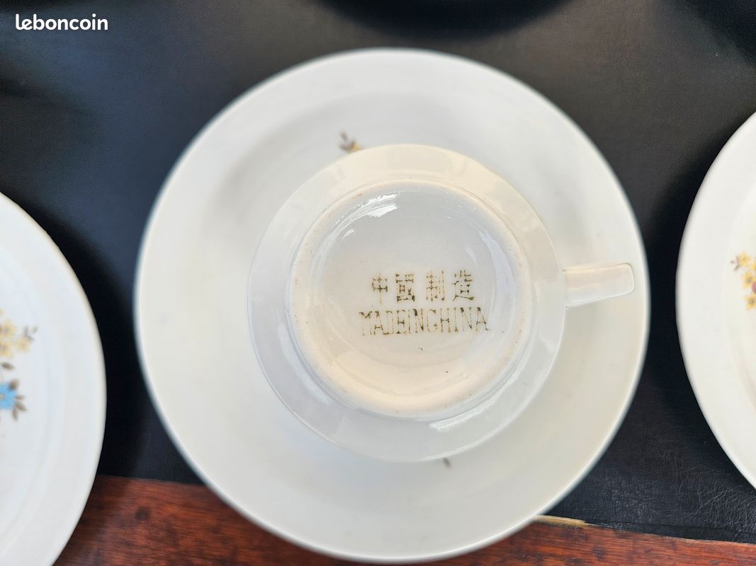 8 tasses 8 soucoupes porcelaine de chine (image 5)