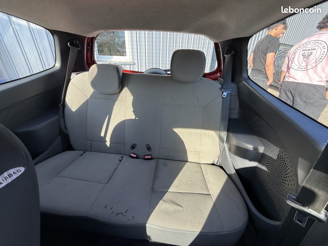 Renault Twingo II (C44) 1.2 60ch Access (image 18)