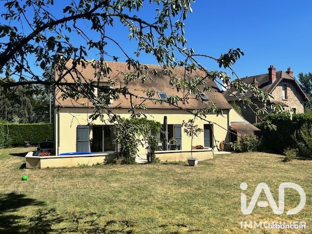 Maison 5 pièces 150 m² · à Rochefort-en-Yvelines · 150 m² · 490 000 €