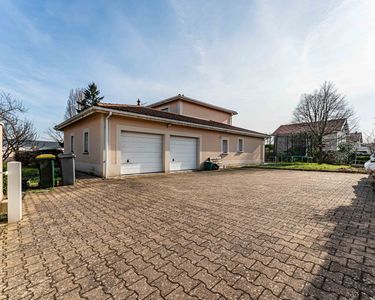 Maison 575 000 € - 198 m²