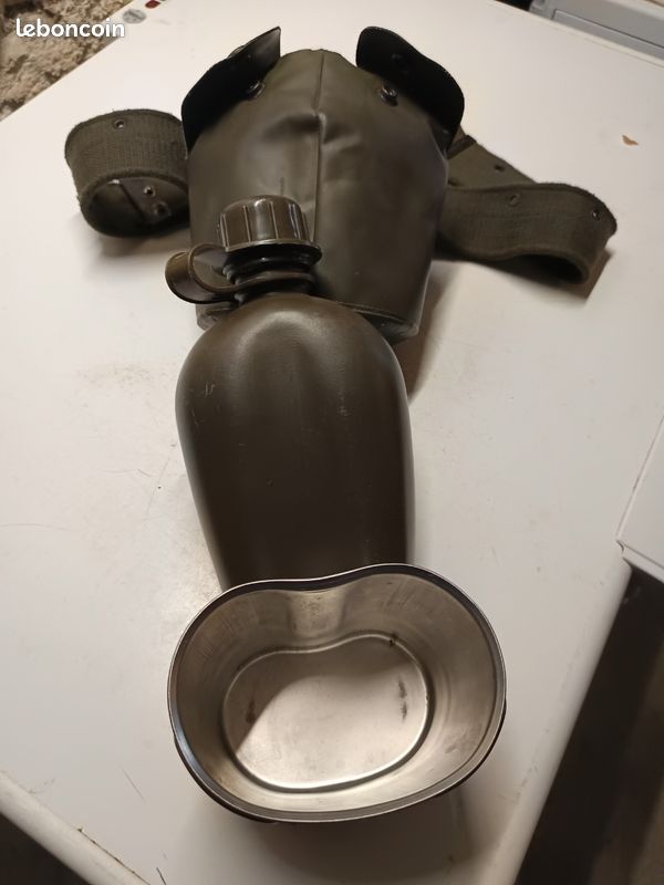 Ensemble gourde quart sacoche ceinture militaire (image 2)