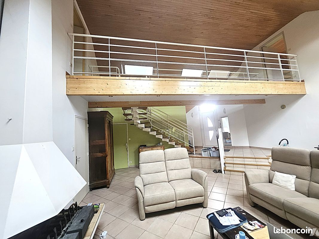 Maison 8 pièces 191 m² · à Orgères · 191 m² · 473 800 €
