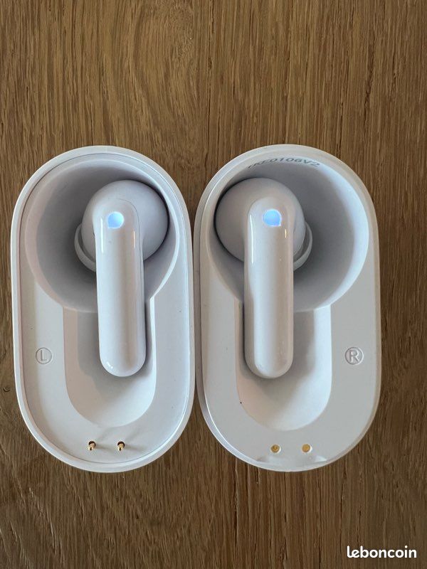 Écouteurs Traducteur M3 Noir En Temps Réel Mauritius