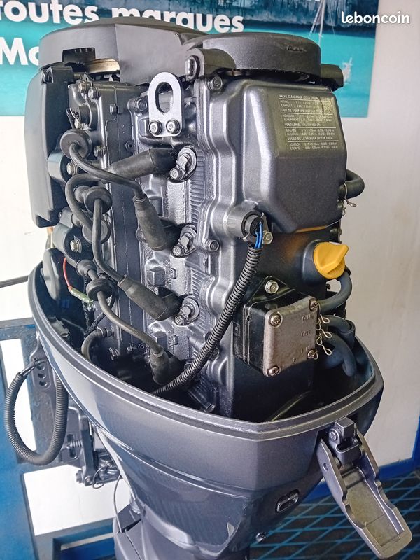 Moteur hors bord Yamaha 50 cv temps Équipement nautisme