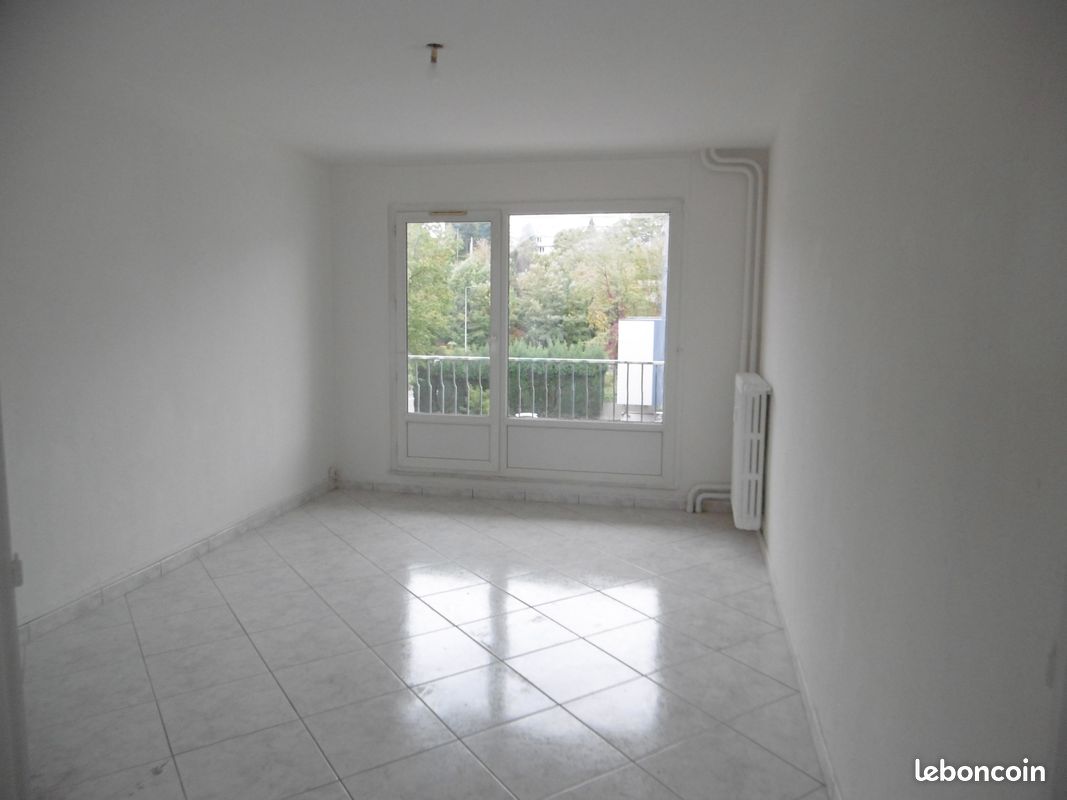 Appartement 2 pièces 48 m² · à Saint-Étienne · 48 m² · 70 000 €