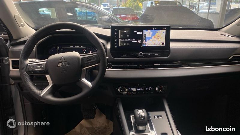 Mitsubishi Outlander 2.4 PHEV 306ch Intense 4WD (image 11)