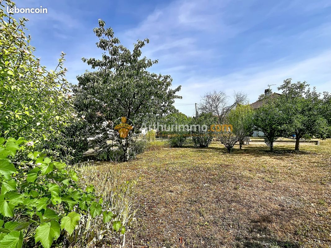 Terrain Saint-Alban-de-Roche · 89 000 €
